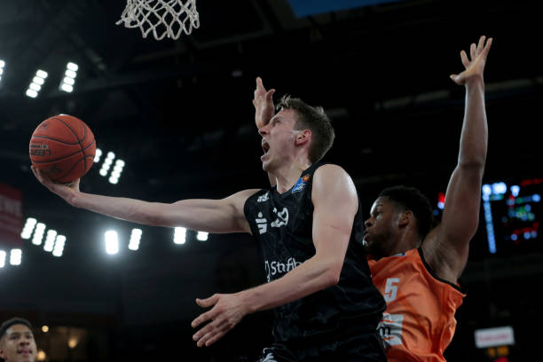 区内未能形 区内未能形